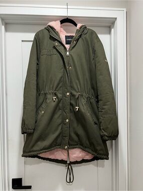 bebe Olive Green Jacket with Soft Pink Faux Fur Lining